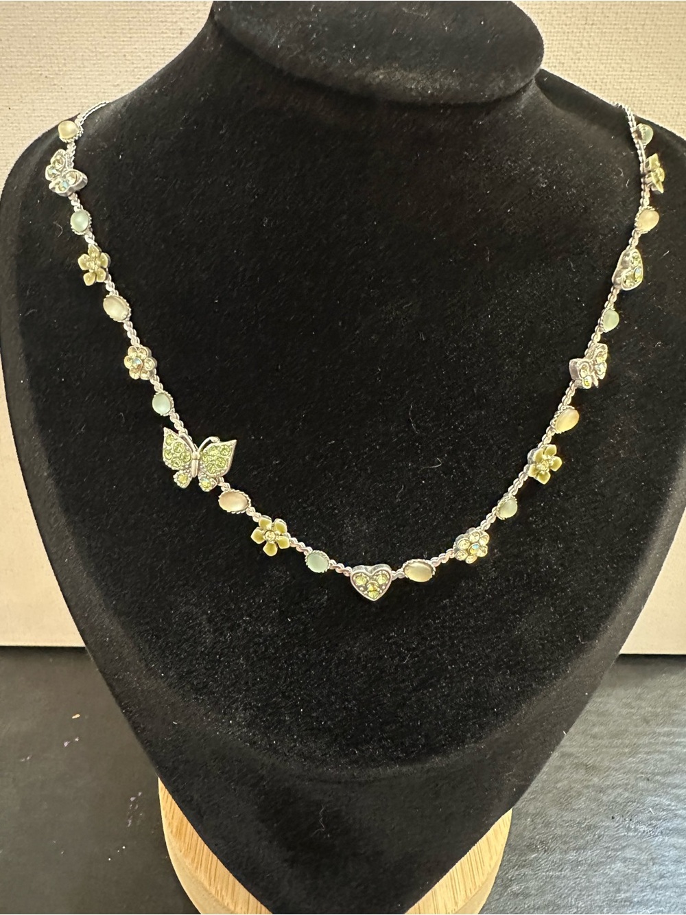 NWT Green Butterfly Floral Crystal Charm Necklace 16–18”